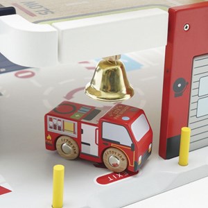 Caserne des pompiers avec hélicoptère