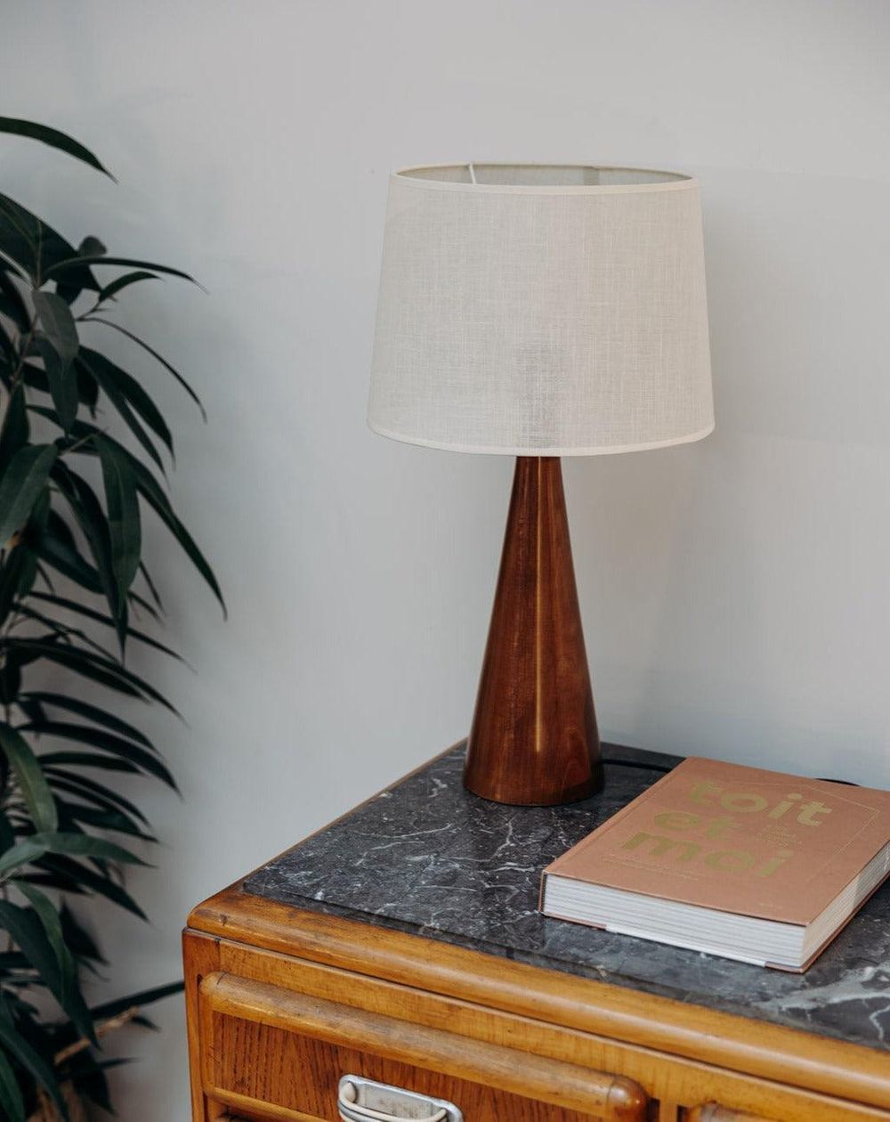 Debongout – Paola, la lampe de table n°1 Debongout – Paola, la lampe de table n°1