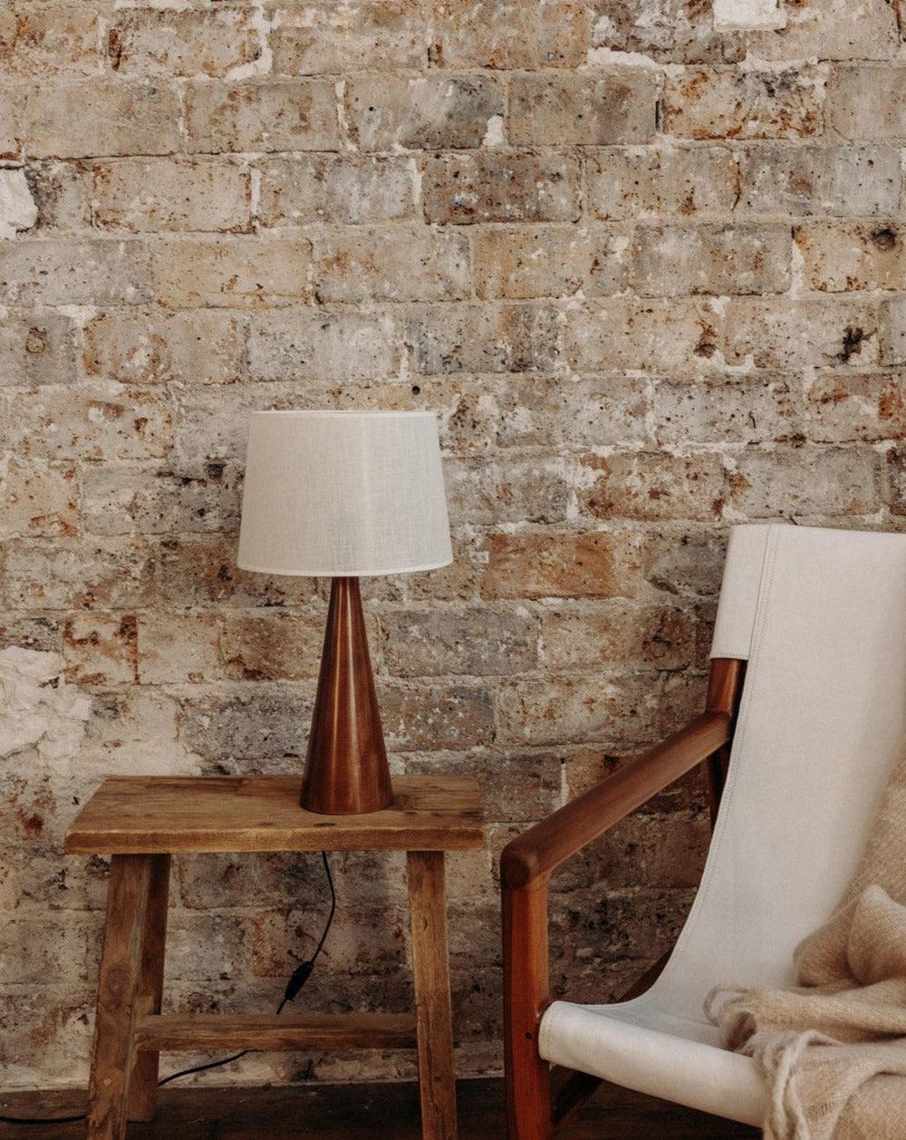 Debongout – Paola, la lampe de table n°1 Debongout – Paola, la lampe de table n°1