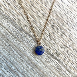 Collier lapis lazuli plaqué or bilie