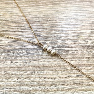 Collier perles mariage dos nu odette