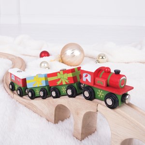 Moteur et wagons de train de noël