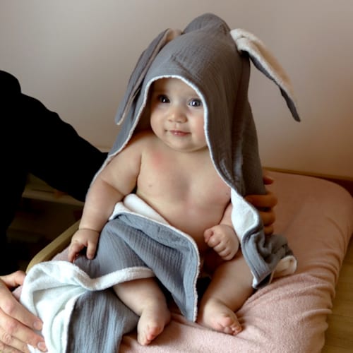Monsieur Bébé - Cape, sortie de bain - 75 x 75 cm