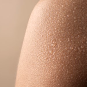 Baume multi-usage réparateur