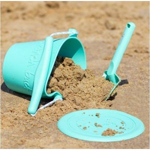 Seau de plage en silicone souple bl