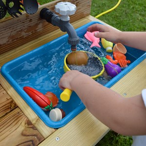 Cuisine de jardin en bois pour enfant