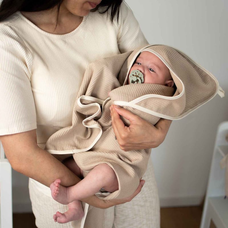 Cape de bain bébé nid d'abeille coton (Sevira Kids) - Image 3