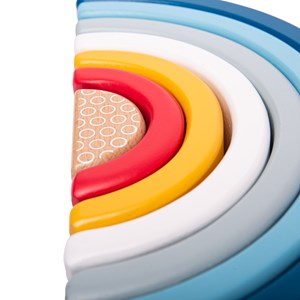 Arches arc-en-ciel en bois