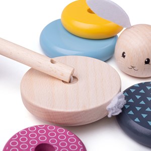 Anneaux empilables en bois pour lapins