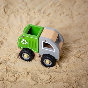 Mini camion de recyclage en bois