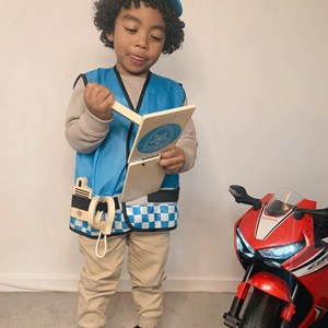 Costume et accessoires de police