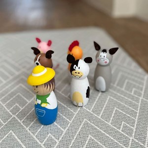 Jeu de quilles de ferme en bois