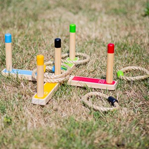 Jeu de quoits en bois