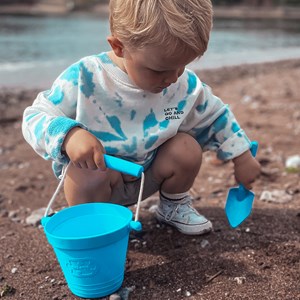 Seau de plage en silicone bleu