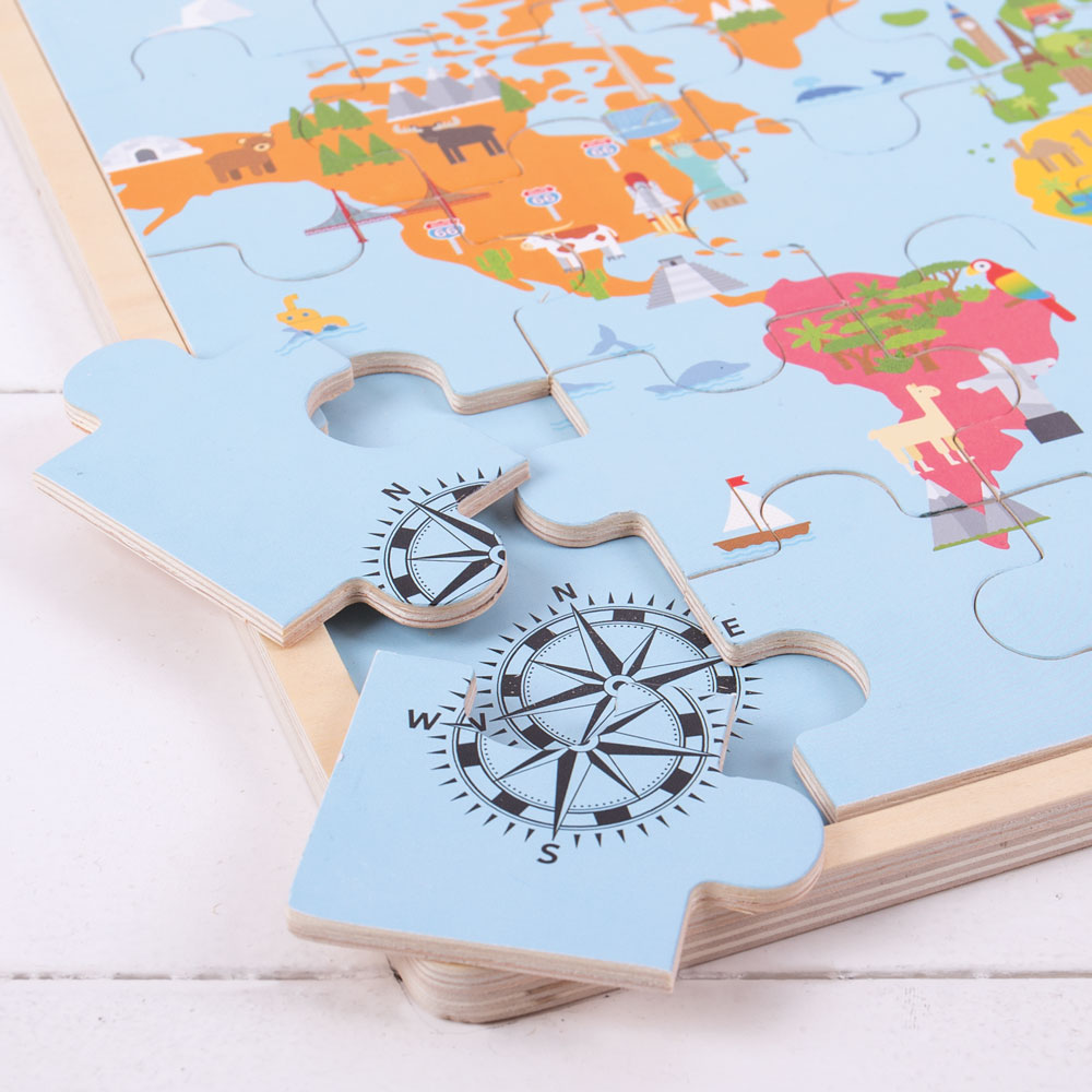 Puzzle de carte du monde en bois | Nature & Découvertes