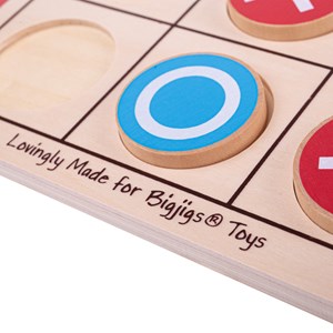 Jeu de morpion et de croix en bois