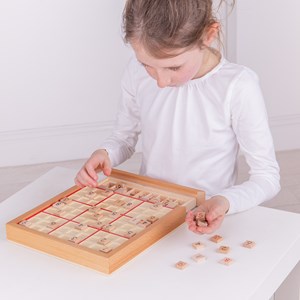 Jeu de sudoku en bois