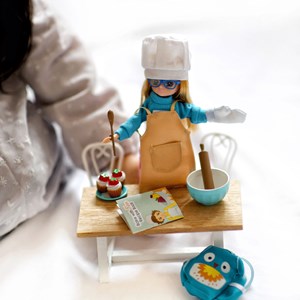 Lottie dolls poupée de cuisson de gâteau