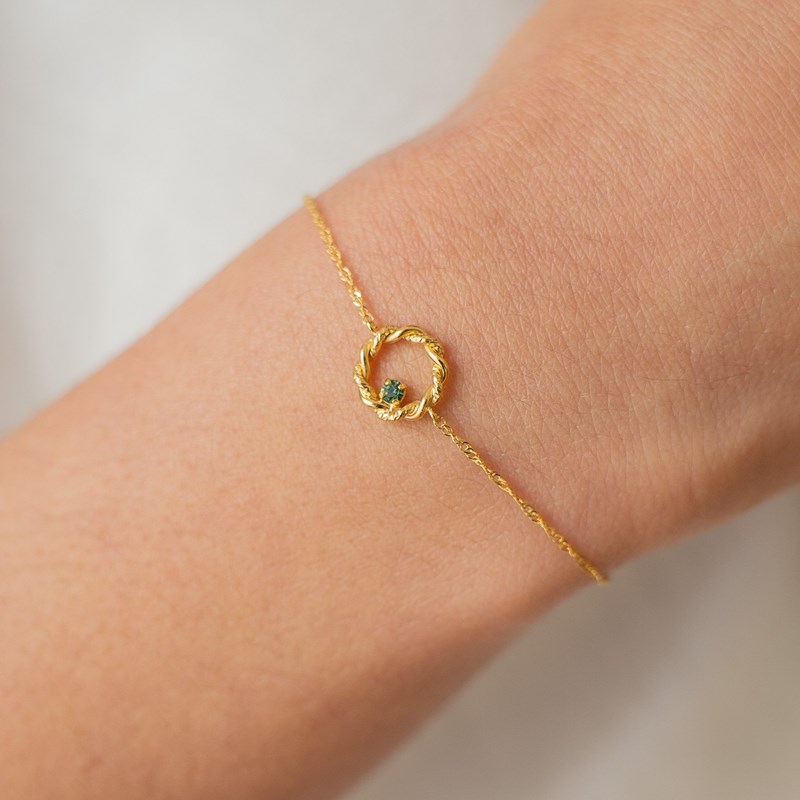 L'Atelier Du Marais - Paris - Bracelet doré - connecteur torsadé vert