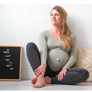 Bola grossesse collier feuille d'or rose