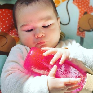 Bouteille sensorielle float magic rose
