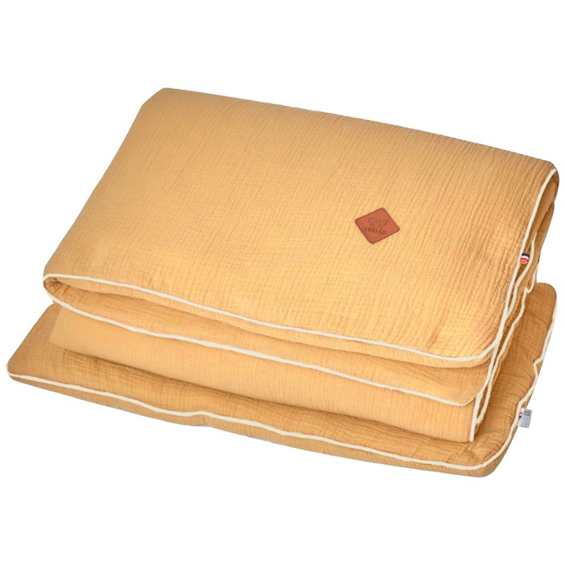 Couette et oreiller prêt à dormir camel