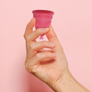 Coupe menstruelle avec boite