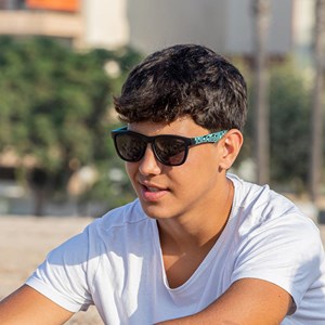 Lunettes de soleil flottantes noires