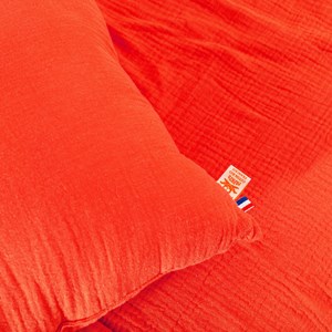 Coussin rectangle en coton bio fraise Rouge
