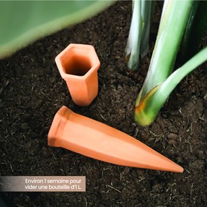 Lot de 4 cônes d'arrosage terre cuite