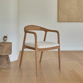 Chaise en teck massif assise bouclette