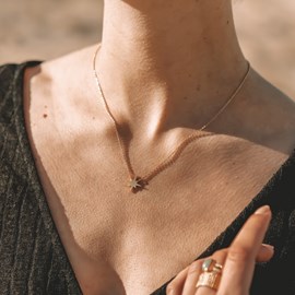 Collier plaqué or mode  pendentif etoile