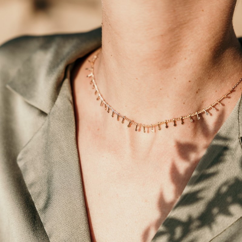 Nerina Bijoux - Collier ras de cou pampilles or