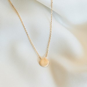 Collier coquillage or st jacques plage