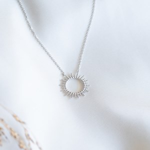 Collier argent mode  pendentif soleil