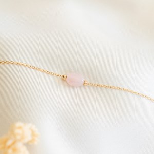 Bracelet quartz rose plaqué or pierre