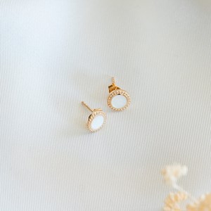Boucles d'oreilles nacre puces or pierre
