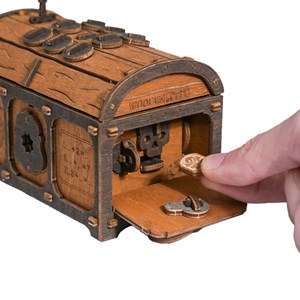 Escape room treasure chest