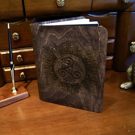 Carnet en bois - Triskel
