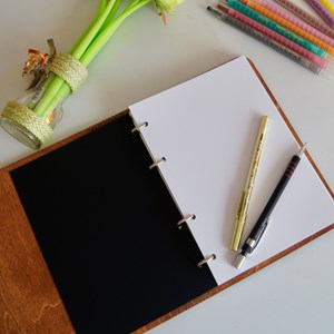 Carnet en bois voyage