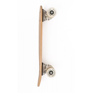Banwood skateboard nature