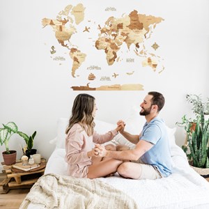 Carte du monde en bois 3d ambrée xl