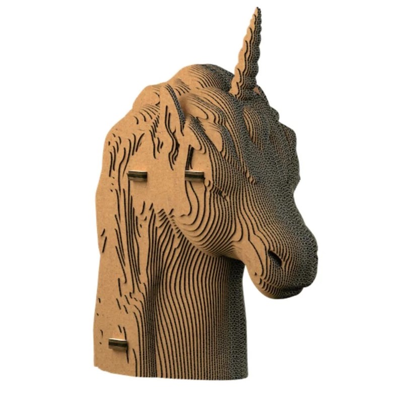 3d sculpture puzzle en carton licorne