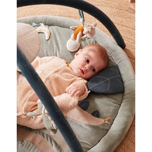 Tapis d'éveil stegi en veloudoux,