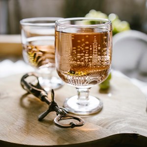 Lot de 4 verres à vin, parisienne