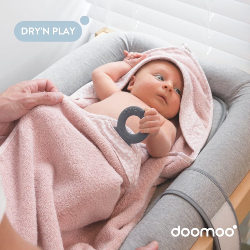 Cape de bain et anneau dentition, pink (Doomoo Basics) - Image 1