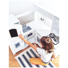 Cuisine enfant angle l grand frigo blanc