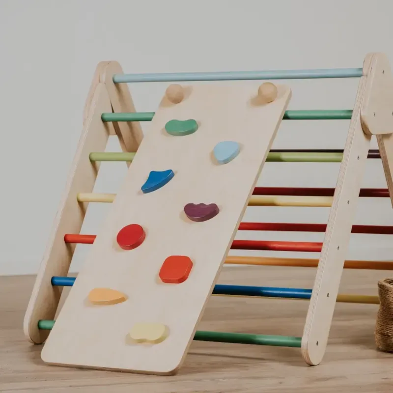 Ensemble triangle pikler et rampe pastel
