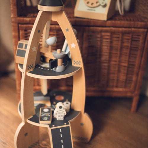 Mamabrum - Grande fusée spatiale bois +accessoires