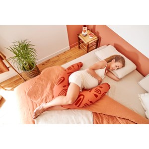 Coussin de grossesse b.love terracotta Rouge